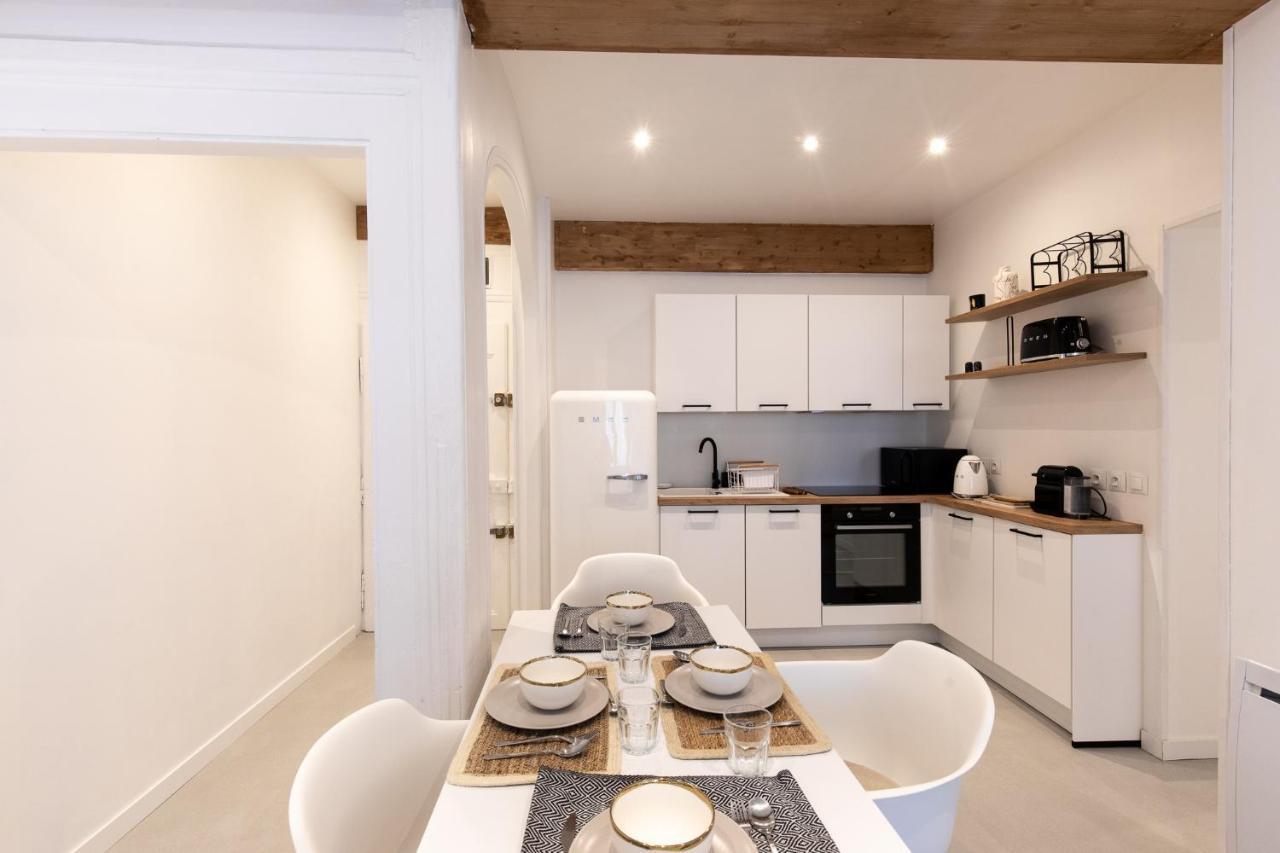 "L'Historique" - Charmant Appartement En Centre-Ville Historique ชองเบรี ภายนอก รูปภาพ